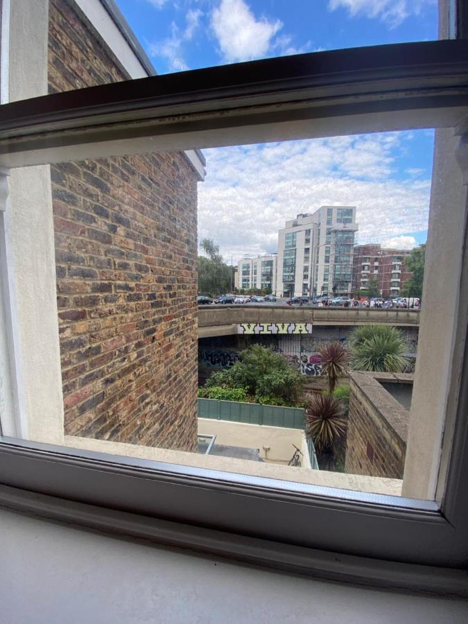 לונדון Notting Hill Next Door Bedroom In The Share Flat מראה חיצוני תמונה